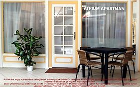 Basement Atrium Apartman